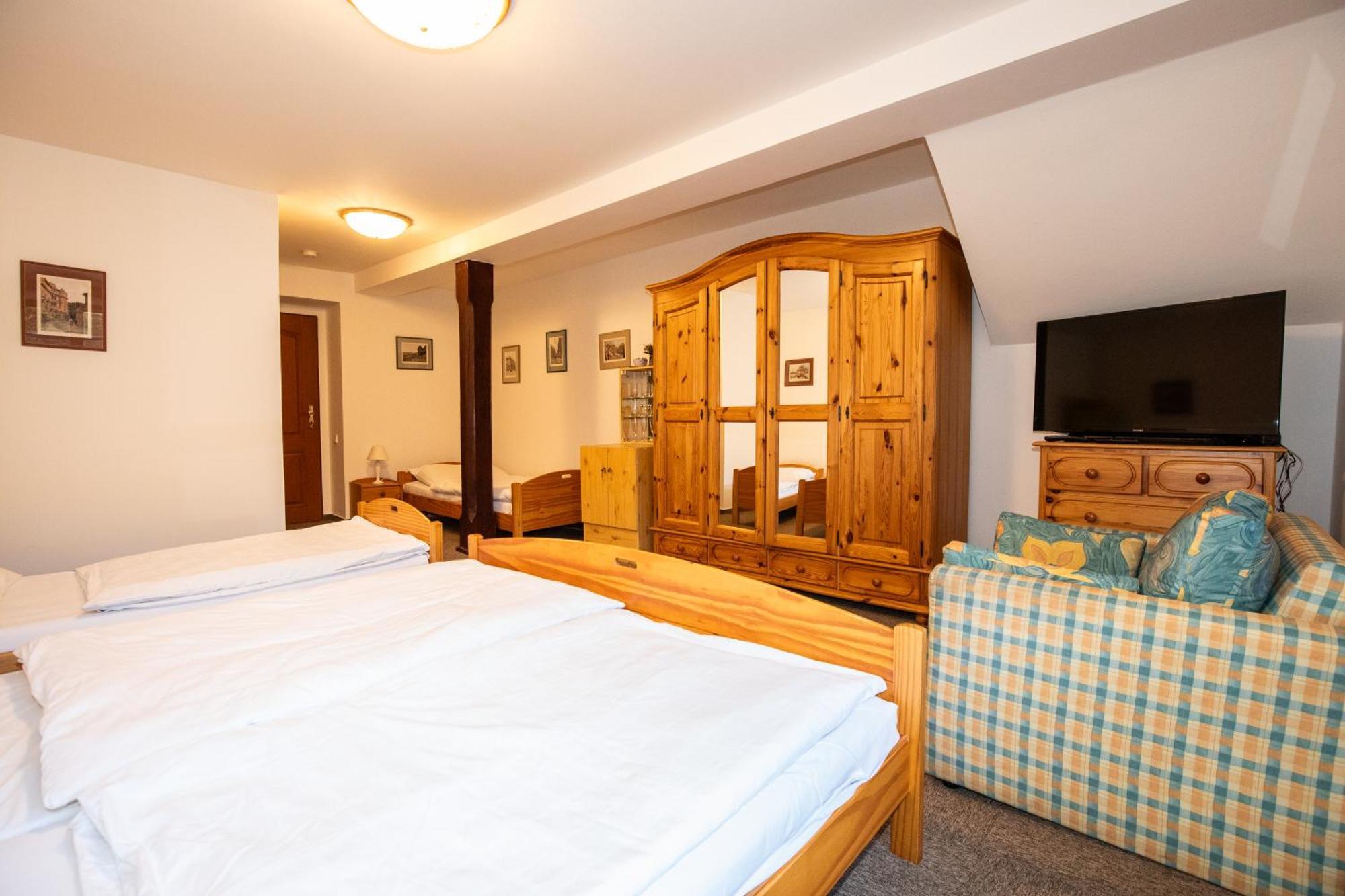 Resort U Jelena Křivoklát Eksteriør billede