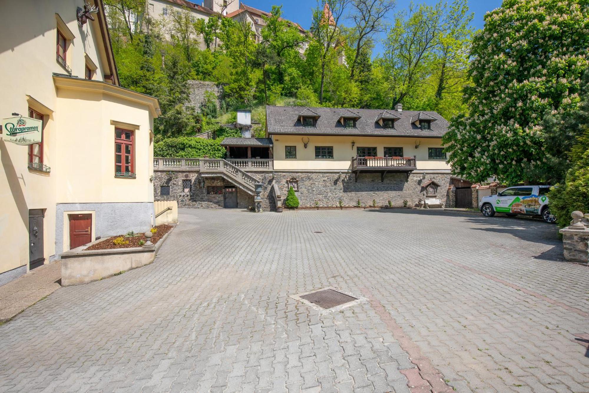 Resort U Jelena Křivoklát Eksteriør billede