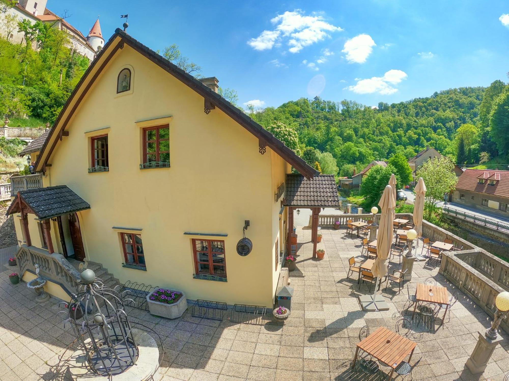 Resort U Jelena Křivoklát Eksteriør billede