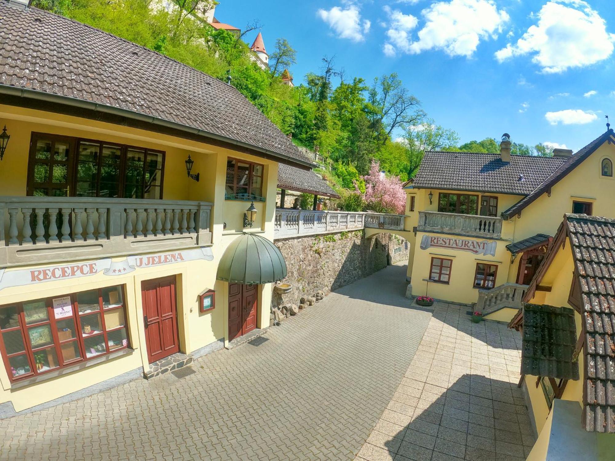 Resort U Jelena Křivoklát Eksteriør billede